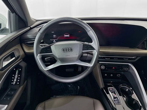 Certified 2025 Audi Q5 Premium w/ Convenience Package image 21