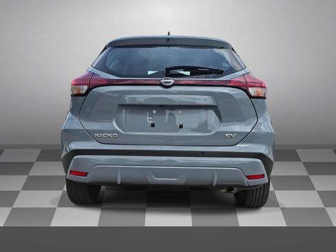 Used 2024 Nissan Kicks SV FWD image 5