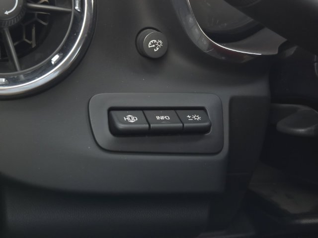 Used 2020 Chevrolet Camaro SS RWD image 23