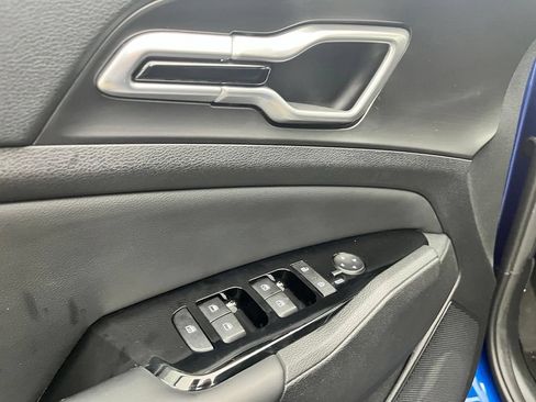 Used 2023 Kia Sportage EX FWD image 17