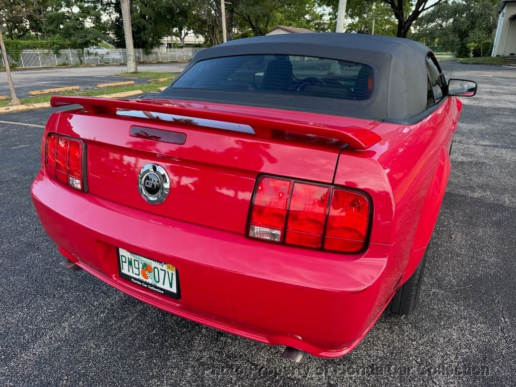 Used 2006 Ford Mustang GT Premium RWD image 28