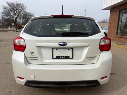 Used 2014 Subaru Impreza 2.0i image 4
