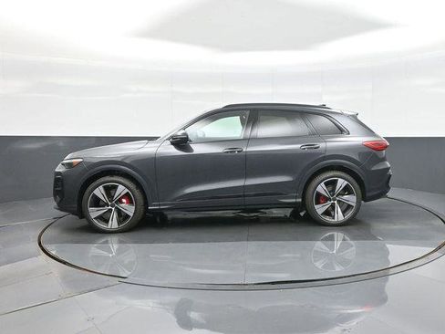 New 2026 Audi SQ5 Premium Plus AWD/4WD image 4
