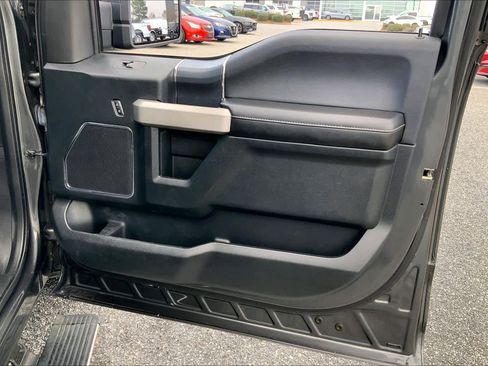 Used 2019 Ford F150 Lariat w/ Equipment Group 502A Luxury image 21