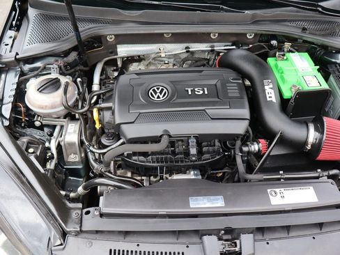Used 2017 Volkswagen GTI S image 38