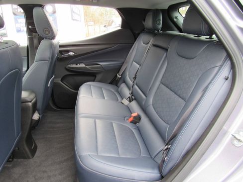 Used 2023 Chevrolet Bolt EUV Premier w/ Sun & Sound Package image 3