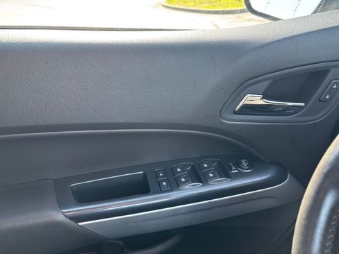 Used 2021 Chevrolet Colorado ZR2 image 25