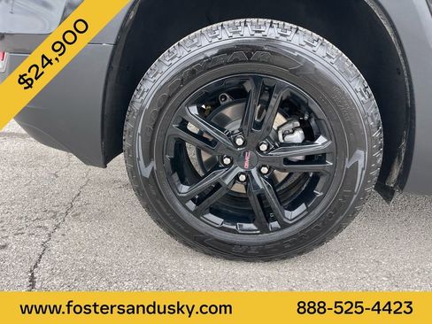 Used 2022 GMC Terrain AT4 w/ Infotainment Package II image 19