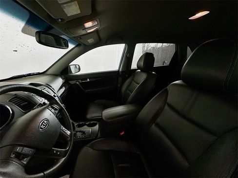 Used 2013 Kia Sorento EX image 21