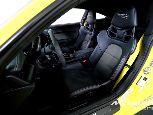 Used 2024 Porsche 911 GT3 RS w/ Weissach Package RWD image 11