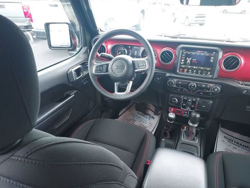 Used 2023 Jeep Gladiator Rubicon w/ Trailer Tow Package AWD/4WD image 15