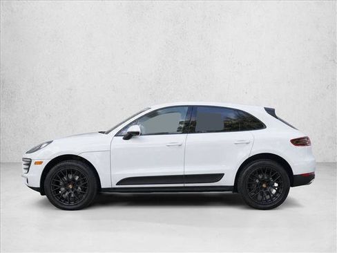 Used 2018 Porsche Macan AWD/4WD image 4