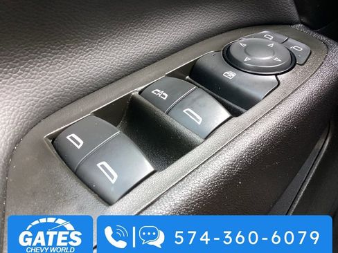 Used 2024 Chevrolet Equinox LT w/ LPO, Floor Liner Package image 22