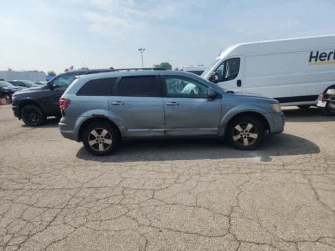 Used 2010 Dodge Journey SXT w/ Flexible Seating Group FWD image 10