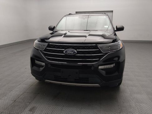 Used 2021 Ford Explorer XLT w/ Equipment Group 202A RWD image 15