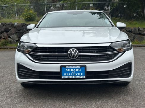 Used 2022 Volkswagen Jetta S FWD image 5