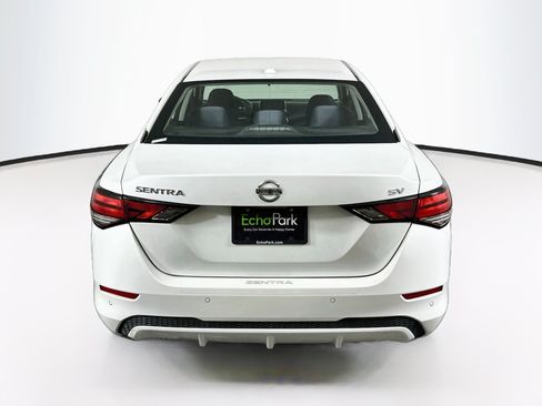 Used 2021 Nissan Sentra SV FWD image 7
