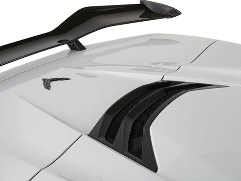 Used 2025 Chevrolet Corvette Z06 RWD image 14