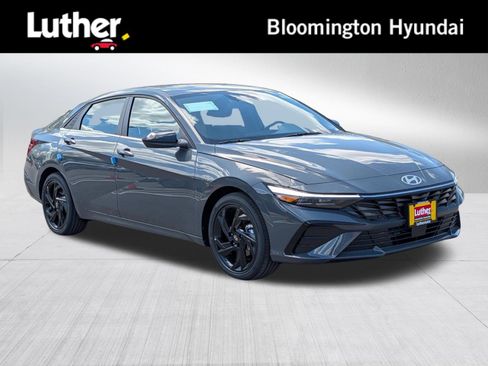 New 2026 Hyundai Elantra SEL Sport FWD image 1
