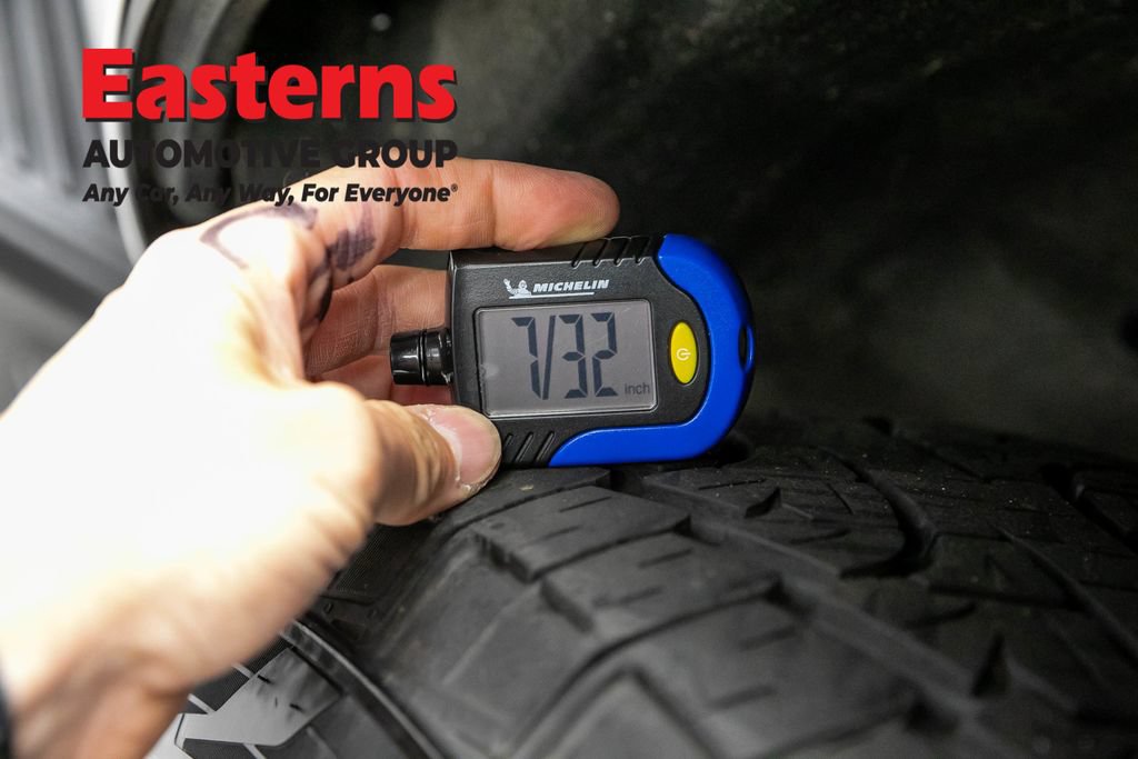 Used 2025 Ford Expedition Active AWD/4WD image 28