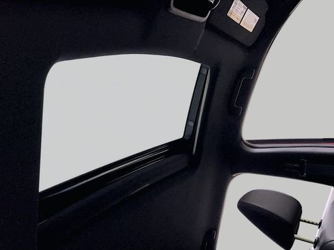 Used 2025 Honda Ridgeline Black Edition image 15