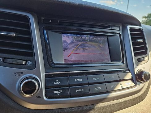 Used 2016 Hyundai Tucson Sport AWD/4WD image 23