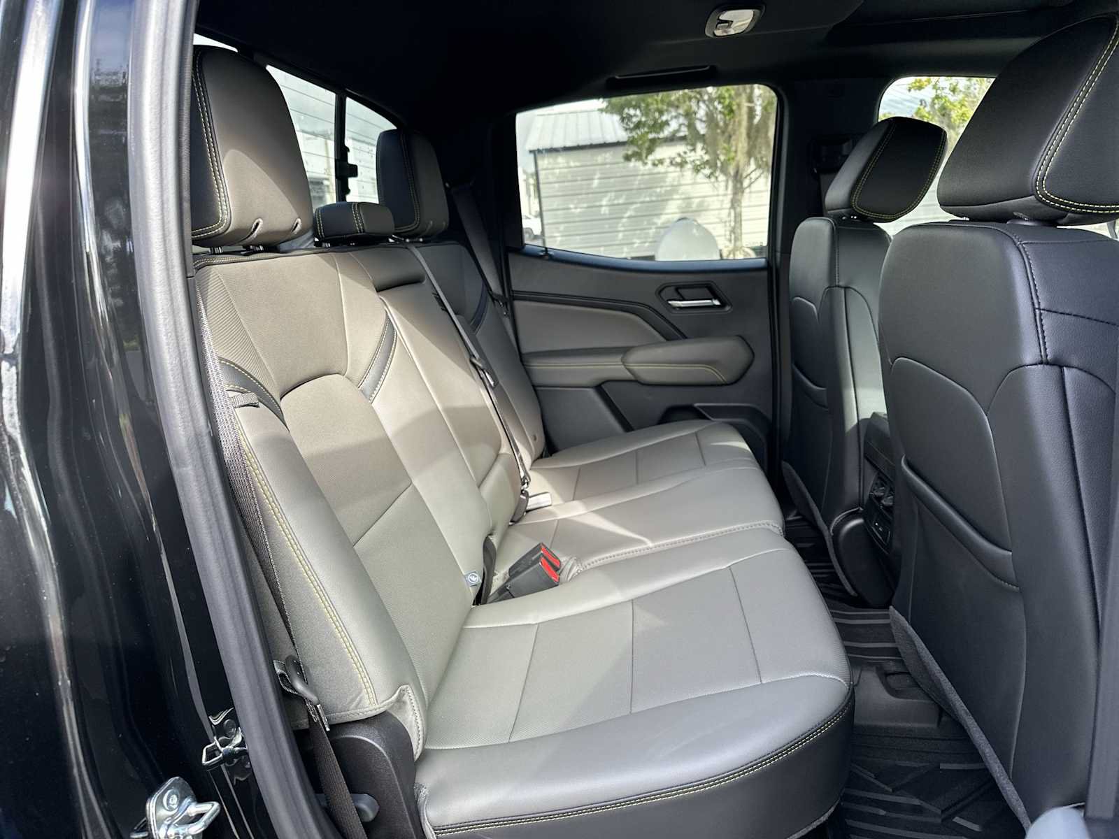 New 2026 Chevrolet Colorado ZR2 AWD/4WD image 18