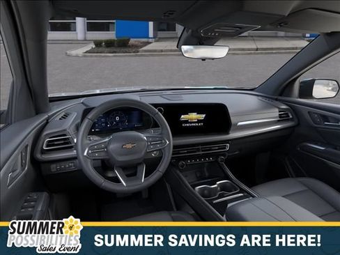 New 2026 Chevrolet Traverse LT w/ Sun and Wheel Package AWD/4WD image 15