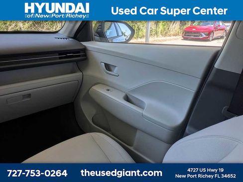 Used 2026 Hyundai Kona SEL Sport image 19