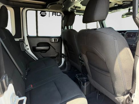 Used 2020 Jeep Wrangler Unlimited Sport AWD/4WD image 29