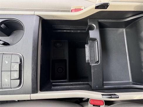 Used 2016 Kia Sedona LX w/ Option Group 020 image 33