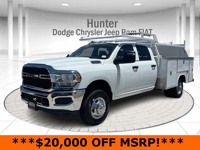 New 2024 RAM 3500 Tradesman w/ Chrome Appearance Group