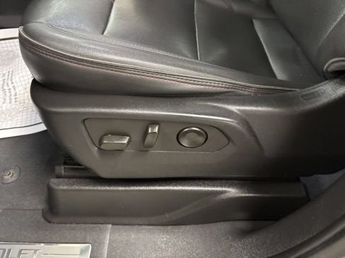Used 2023 Chevrolet Suburban RST w/ Luxury Package AWD/4WD image 18