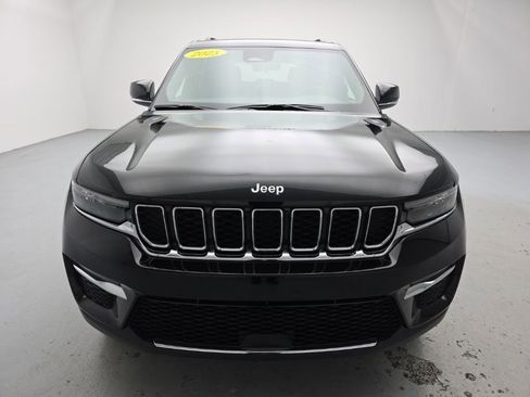 Used 2025 Jeep Grand Cherokee Limited image 5