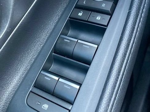 Certified 2024 Toyota Grand Highlander AWD image 47