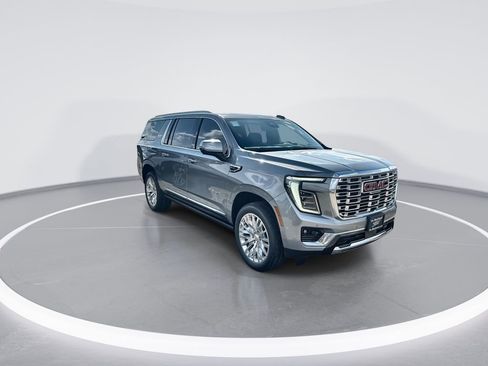 New 2026 GMC Yukon XL Denali w/ Sun & Power Step Package RWD image 2
