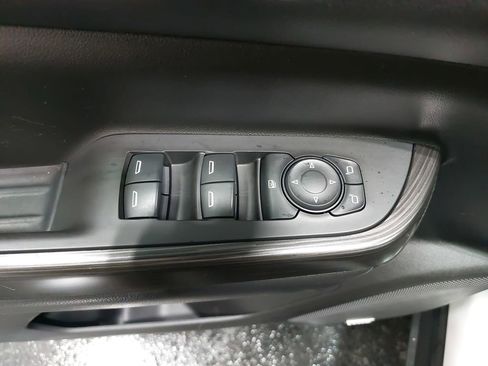 Used 2018 GMC Acadia SLT image 35