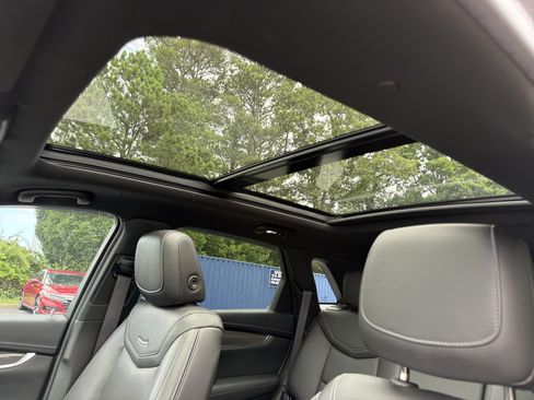 Used 2021 Cadillac XT5 Sportv AWD/4WD image 32