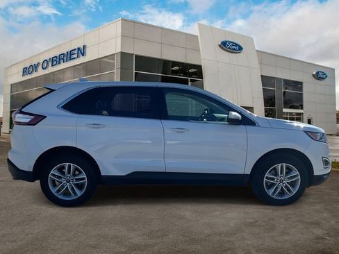 Certified 2017 Ford Edge SEL w/ Equipment Group 201A image 6