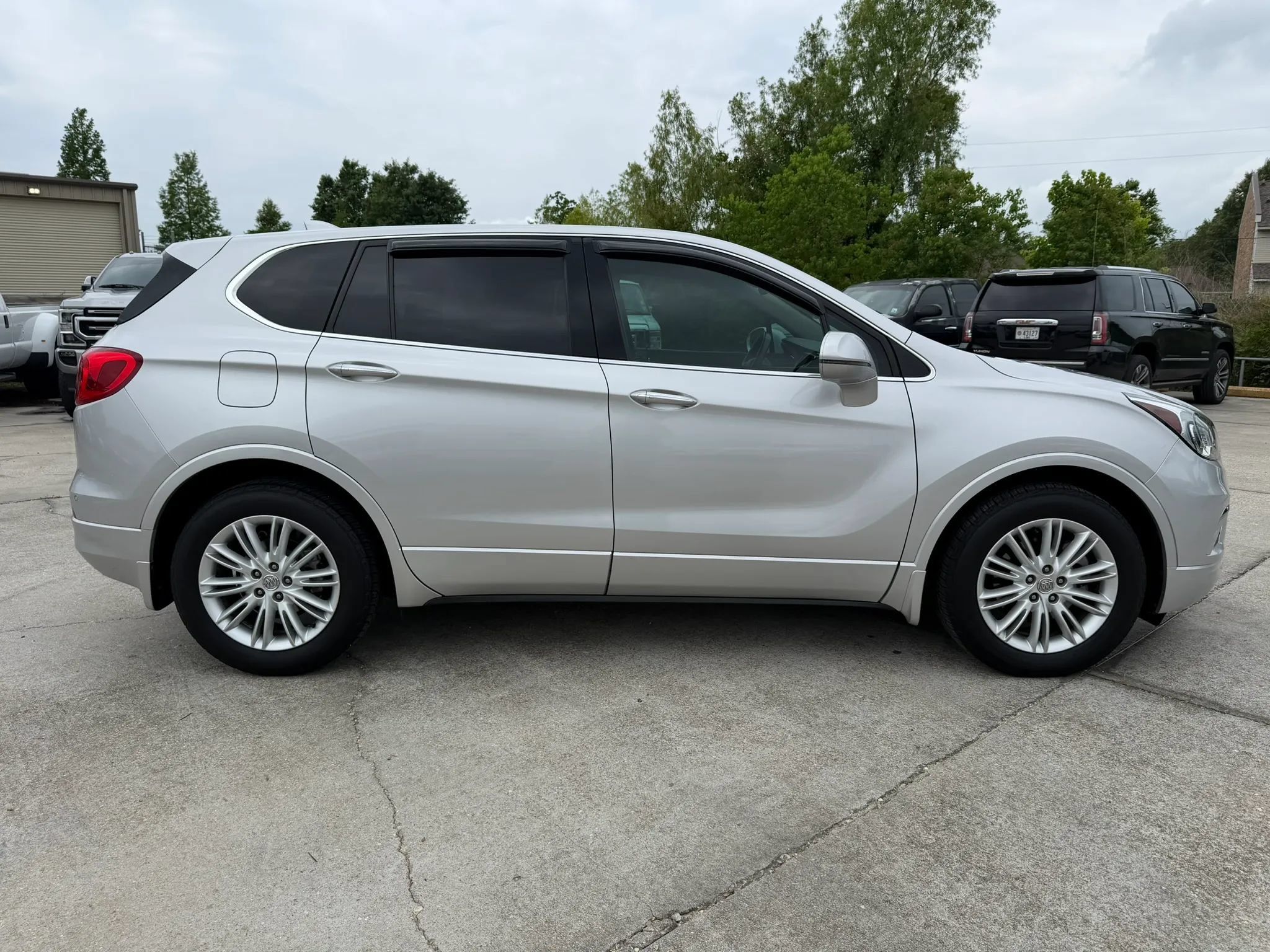 Used 2018 Buick Envision Preferred FWD image 6
