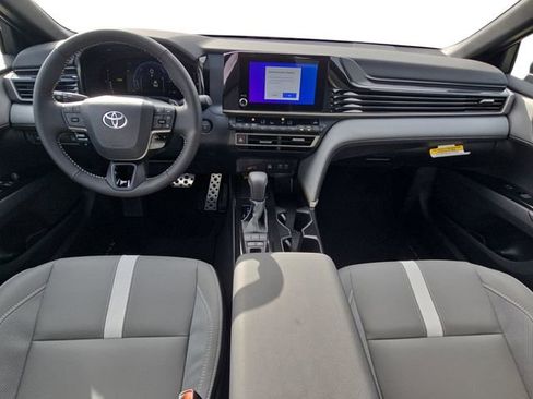 New 2026 Toyota Camry SE image 9