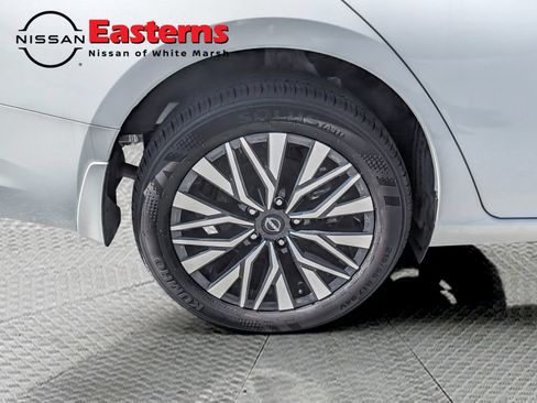 Used 2024 Nissan Altima 2.5 SV AWD/4WD image 22