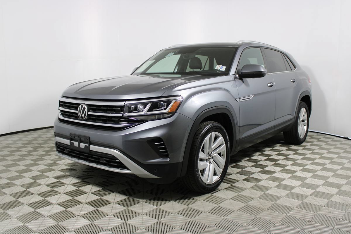 Used 2021 Volkswagen Atlas Cross Sport SE w/ Panoramic Sunroof Package AWD/4WD image 3