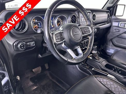 Used 2022 Jeep Gladiator Overland image 10