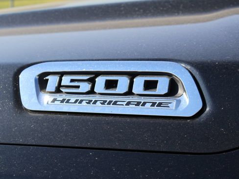 Used 2026 RAM 1500 Laramie AWD/4WD image 3