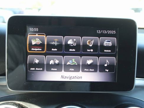 Certified 2019 Mercedes-Benz GLC 300 GLC 300 image 18