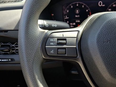 Used 2024 Honda Accord LX image 23