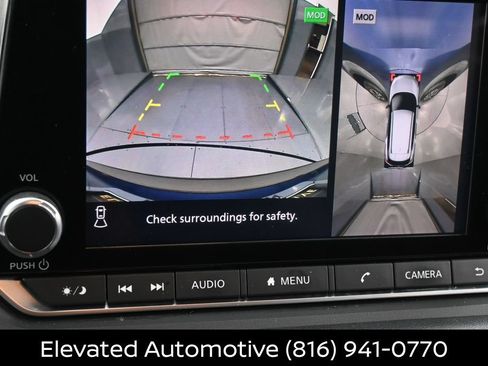 Used 2021 Nissan Rogue SV AWD/4WD image 10