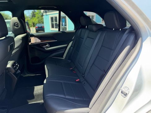 Used 2020 Mercedes-Benz GLE 350 4MATIC image 9
