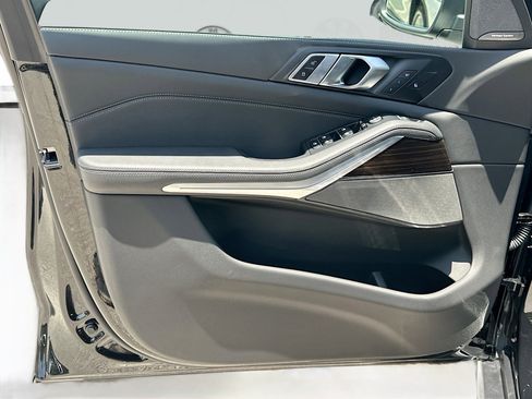 Certified 2025 BMW X5 xDrive40i image 22